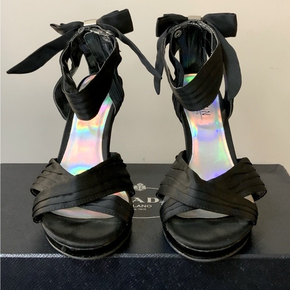 Jasmin Collection Women’s Black Heels - Picture 1 of 12
